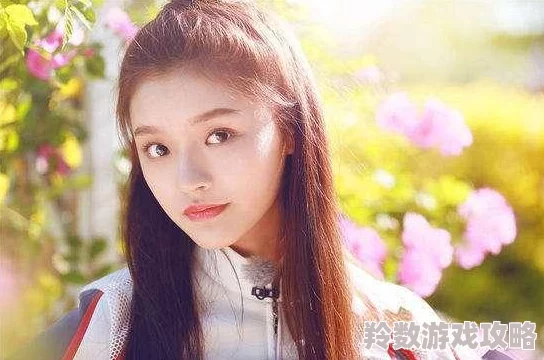 黄色一级美女惊爆内幕：她的真实身份竟然是隐藏在娱乐圈中的神秘大咖，背后故事令人震惊！